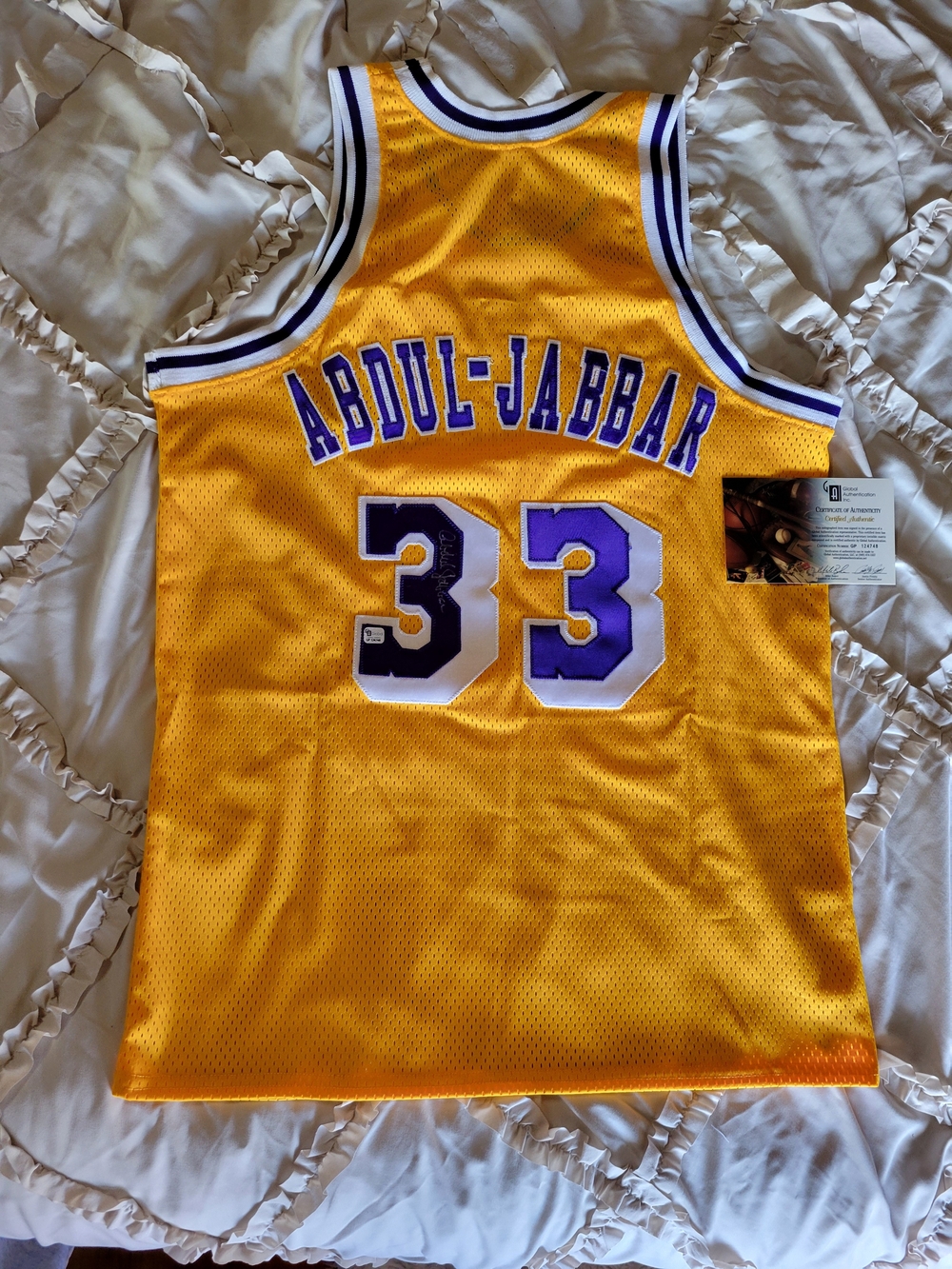 #33 Kareem Abdul-Jabbar Signed Lakers Jersey